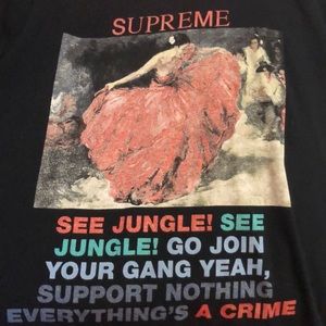 SUPREME LARGE T-SHIRT